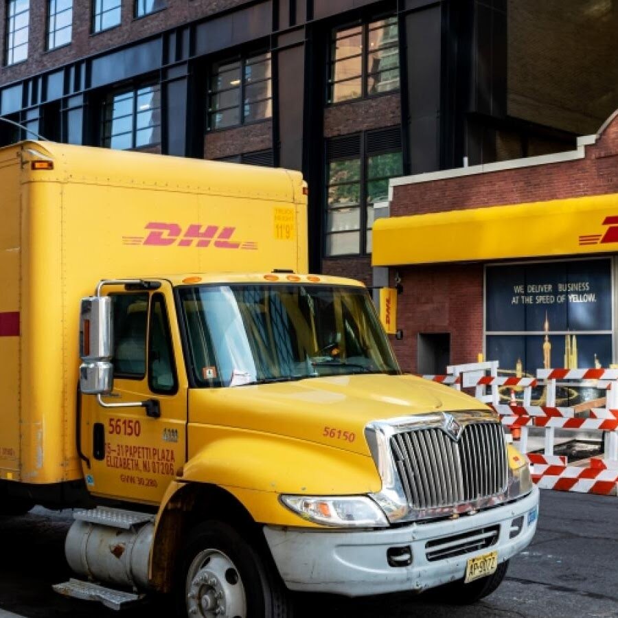 DHL